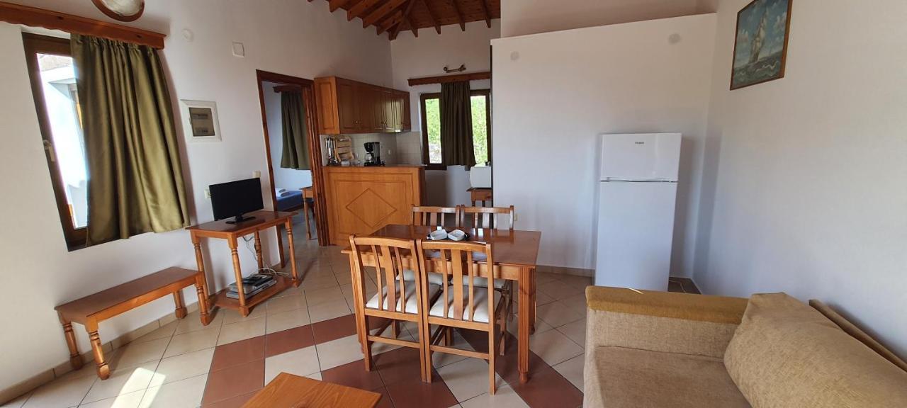 Molivos Castle Apartments ميثيمْنا المظهر الخارجي الصورة