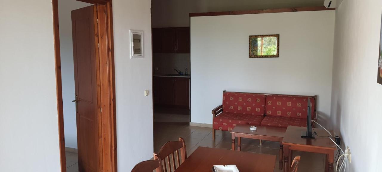 Molivos Castle Apartments ميثيمْنا المظهر الخارجي الصورة