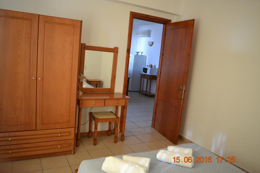 Molivos Castle Apartments ميثيمْنا المظهر الخارجي الصورة