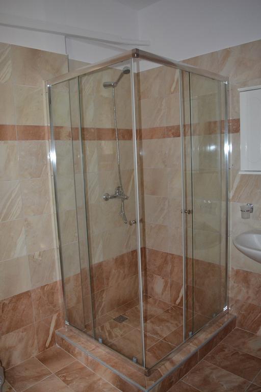 Molivos Castle Apartments ميثيمْنا المظهر الخارجي الصورة