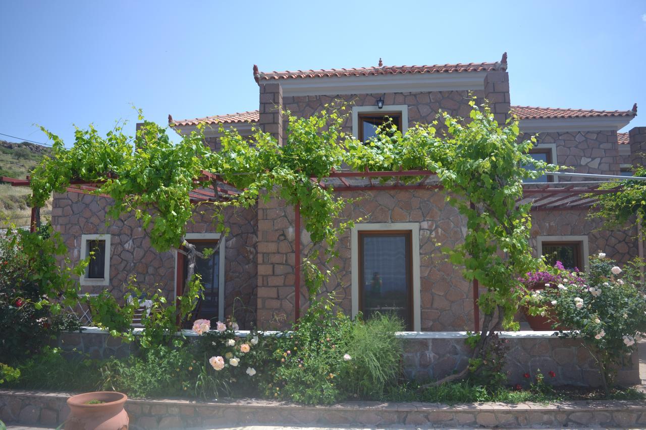 Molivos Castle Apartments ميثيمْنا المظهر الخارجي الصورة