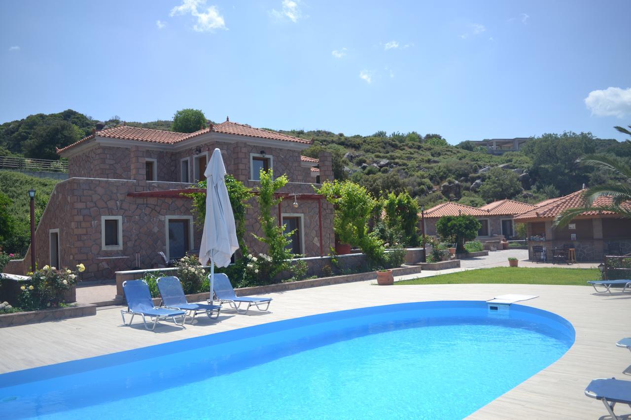 Molivos Castle Apartments ميثيمْنا المظهر الخارجي الصورة